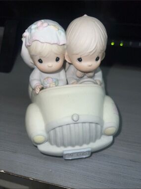 Precious Moments Cream Ceramic Couple Car Figurine